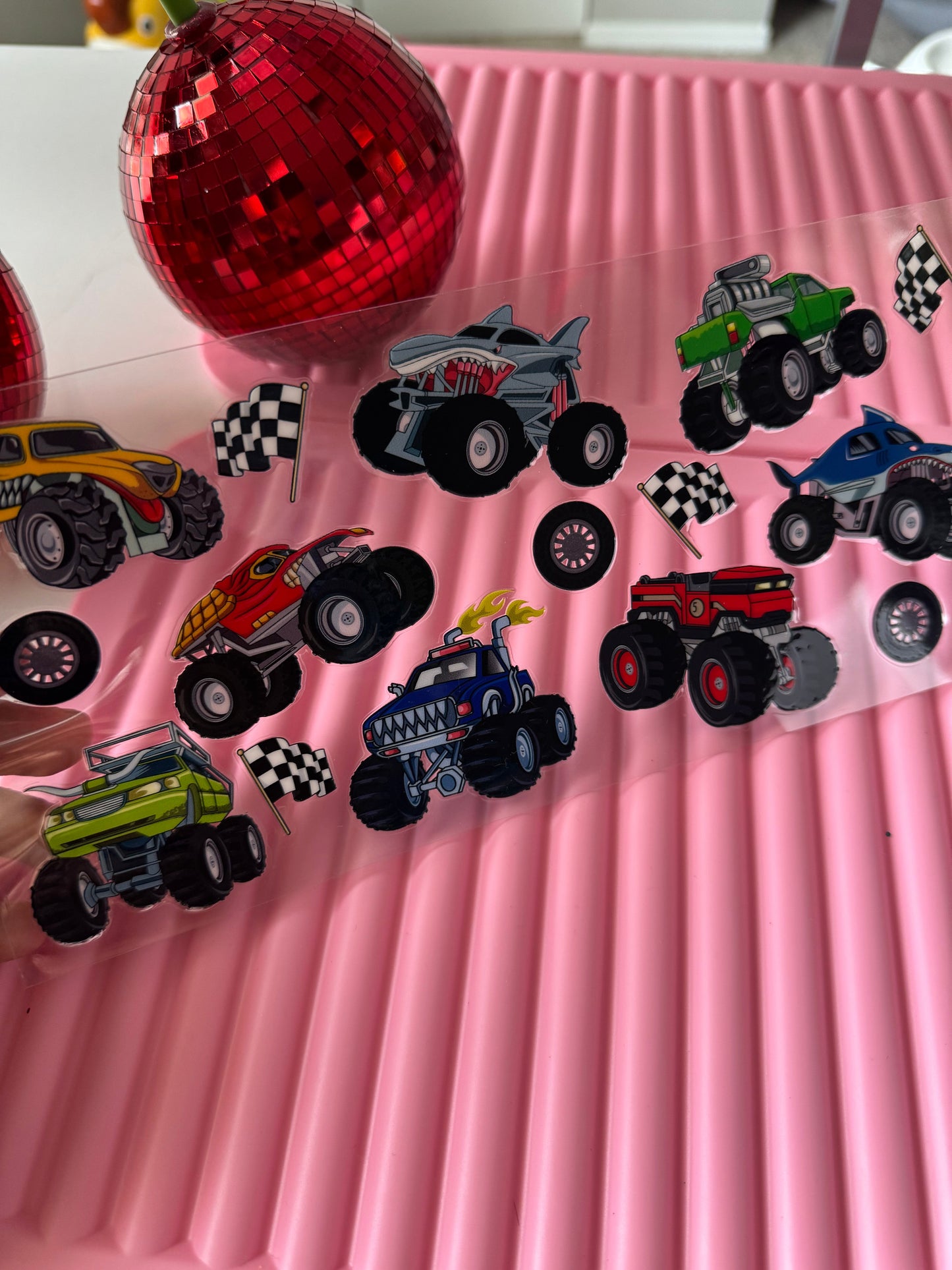 Kids wrap theme
